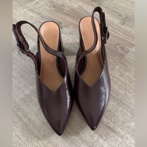 Old Navy Women's Dark Burgundy Heels, never worn - size 8